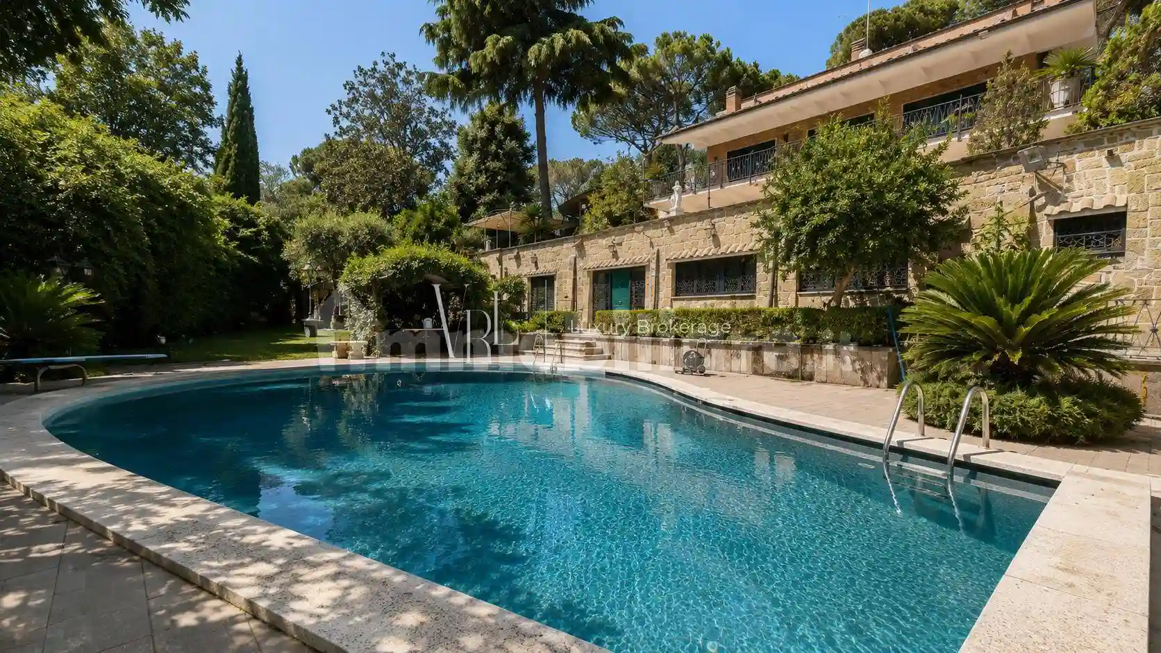 Villa - foto 2