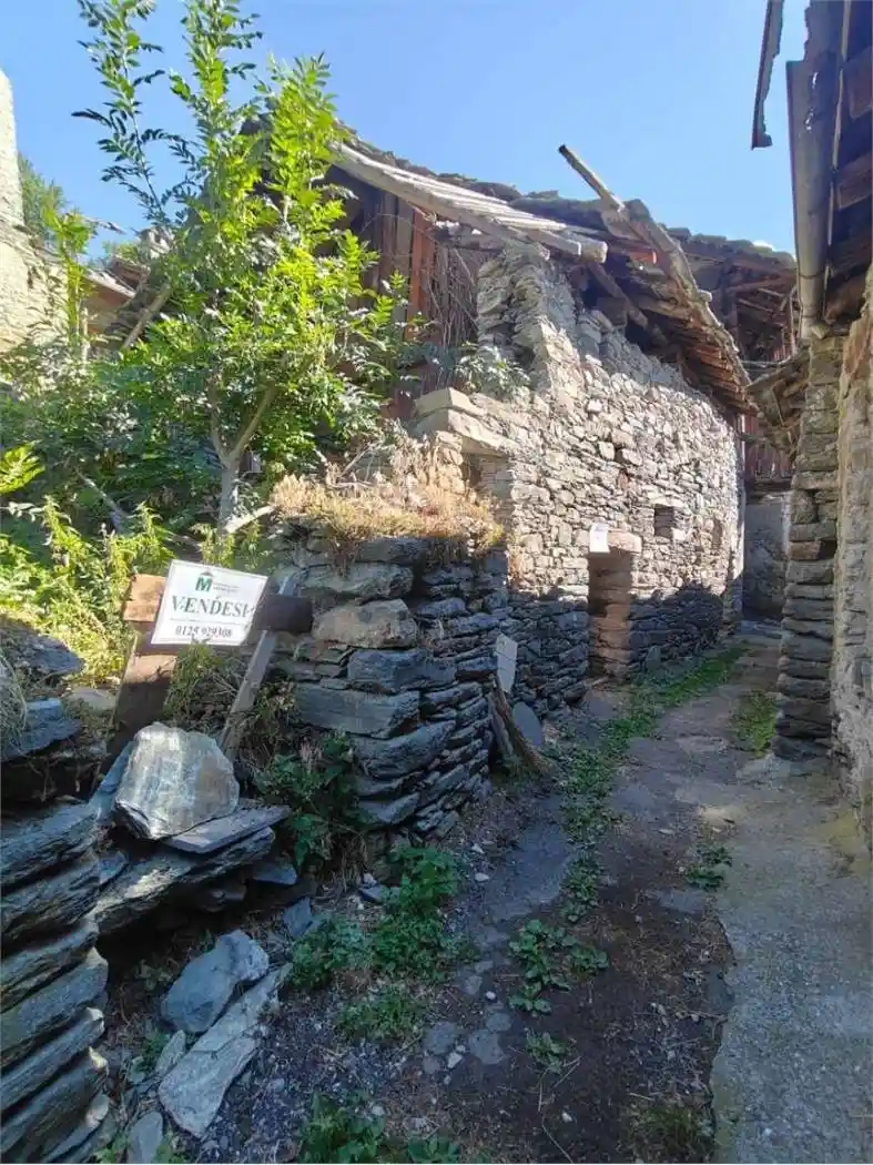 Rustico - Casale in vendita a Brusson