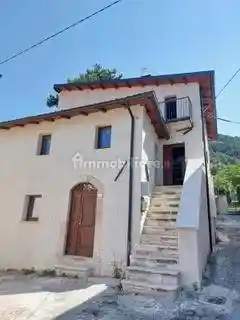 Casa indipendente in vendita a Barete