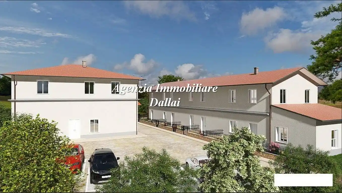 Casa indipendente in vendita a Scarperia e San Piero