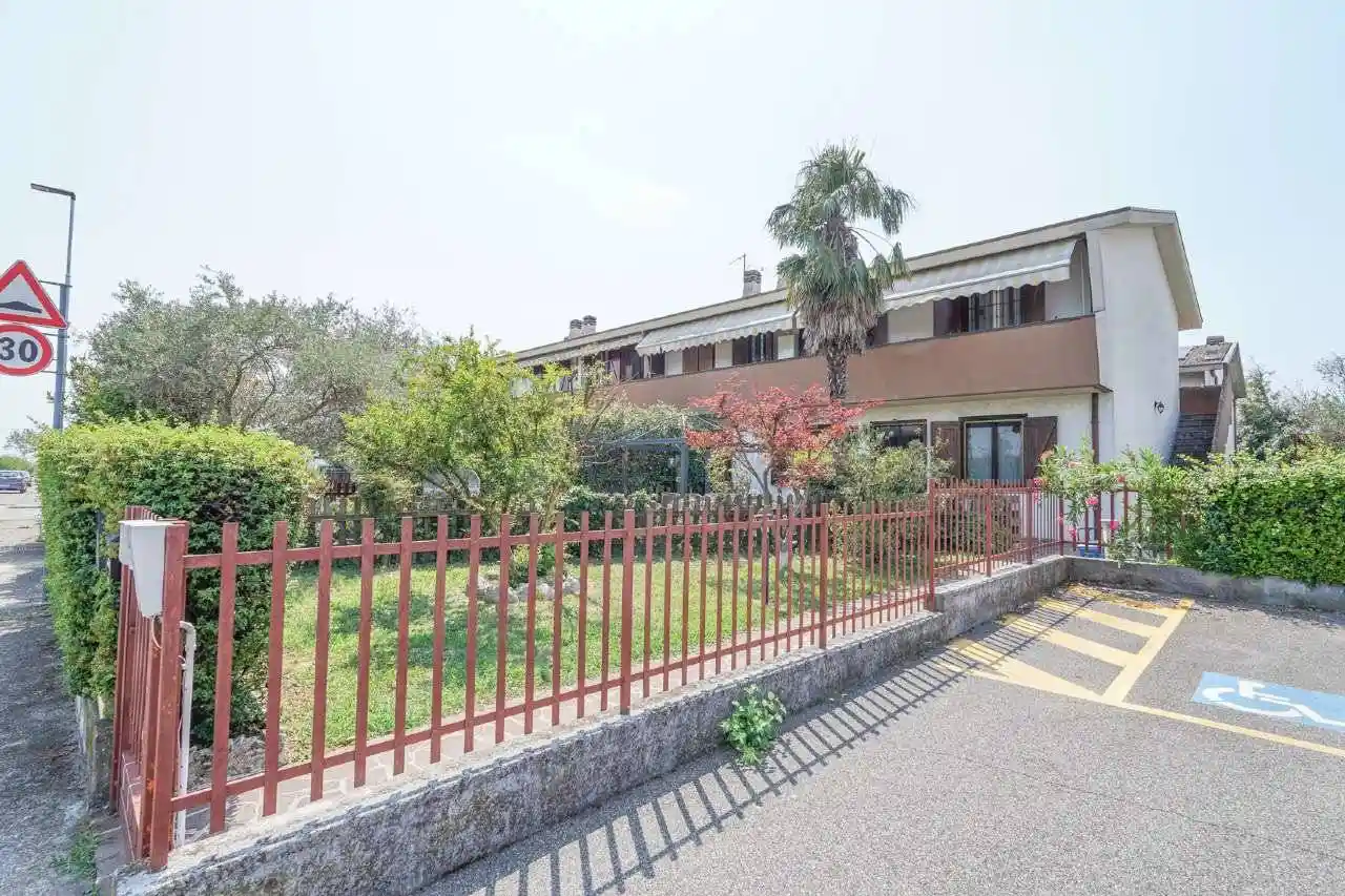 Appartamento in vendita a Boltiere