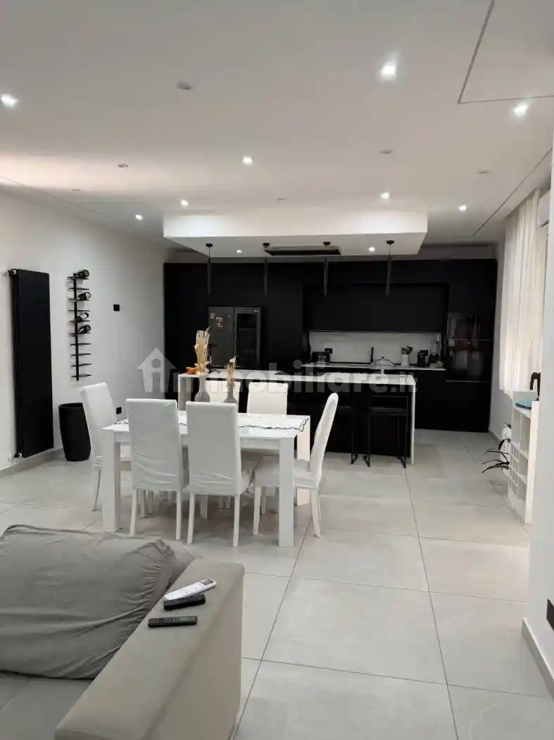 Appartamento in vendita a Palermo