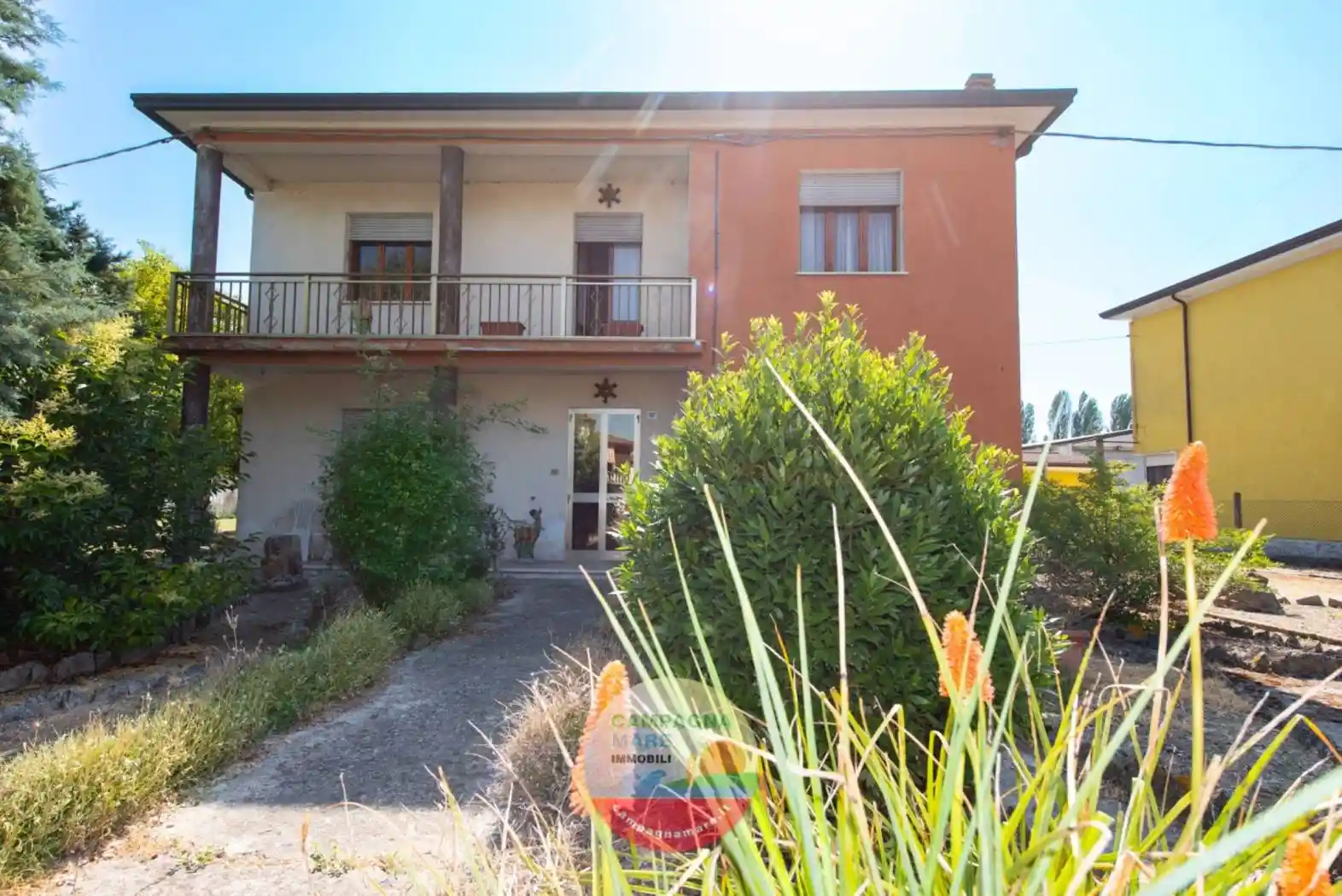 Villa in vendita a Riva del Po