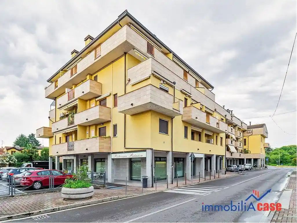 Appartamento in vendita a Limbiate