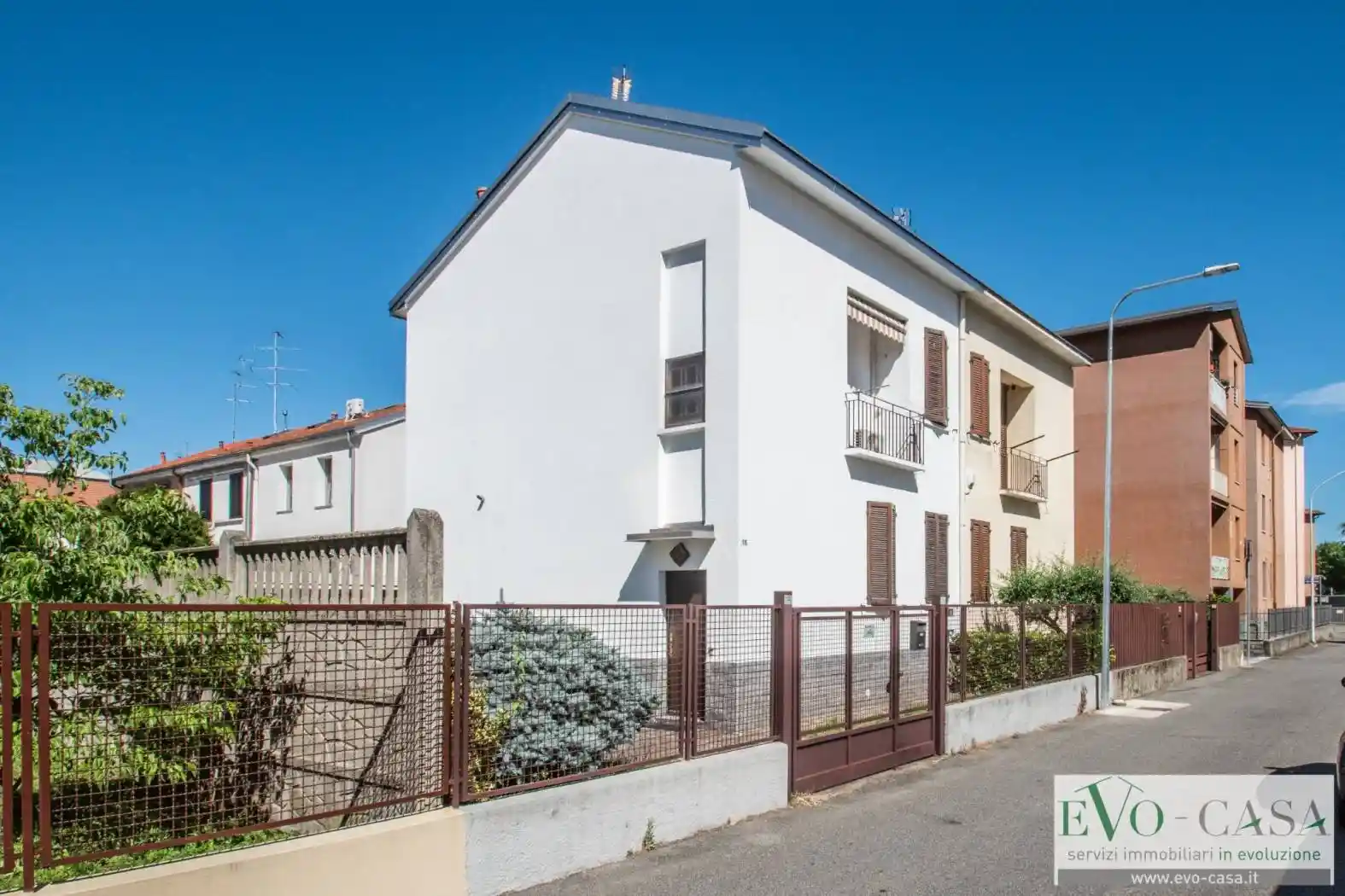 Casa indipendente in vendita a Busto Arsizio