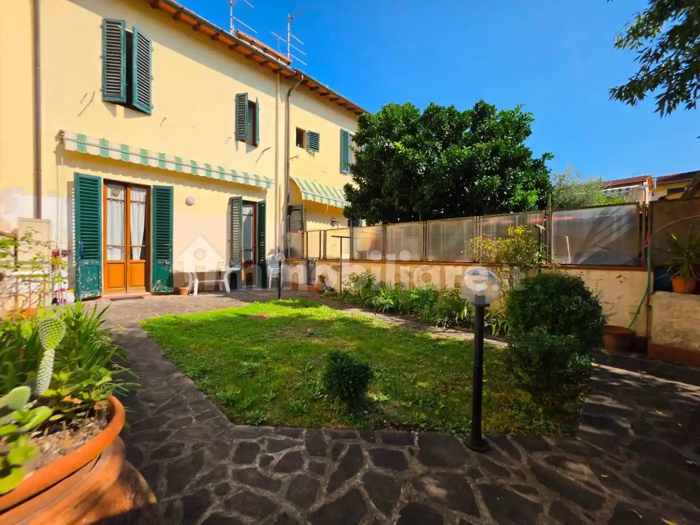 Casa indipendente in vendita a Firenze