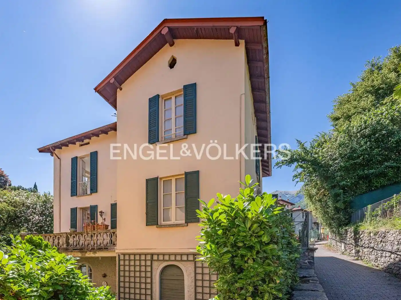 Casa indipendente in vendita a Griante