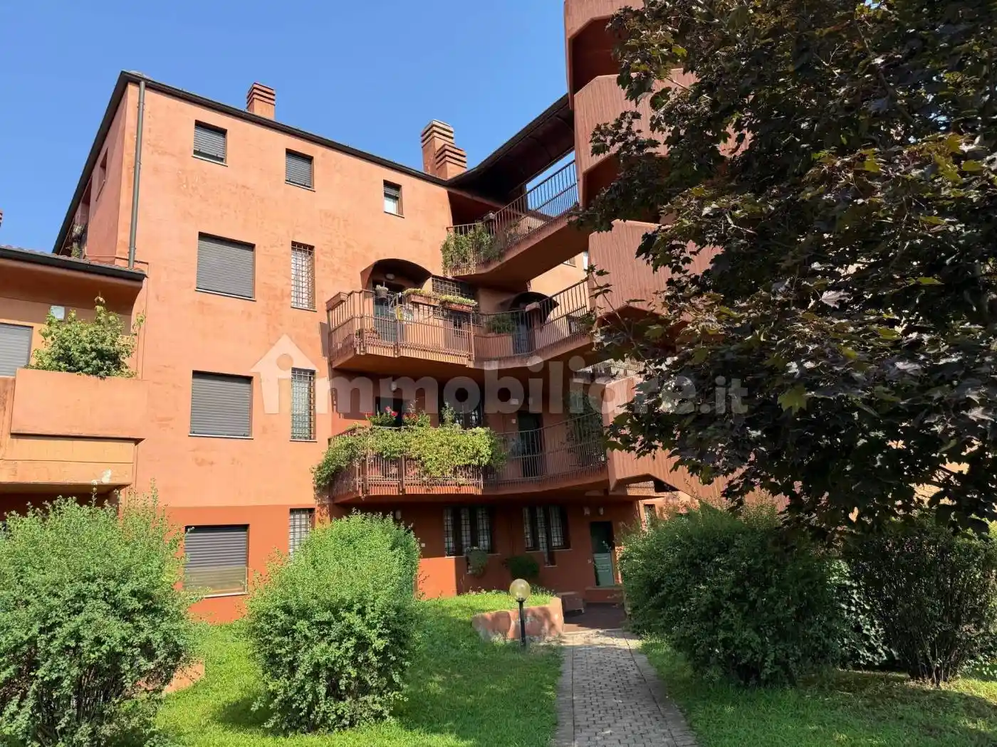 Appartamento in affitto a Lainate