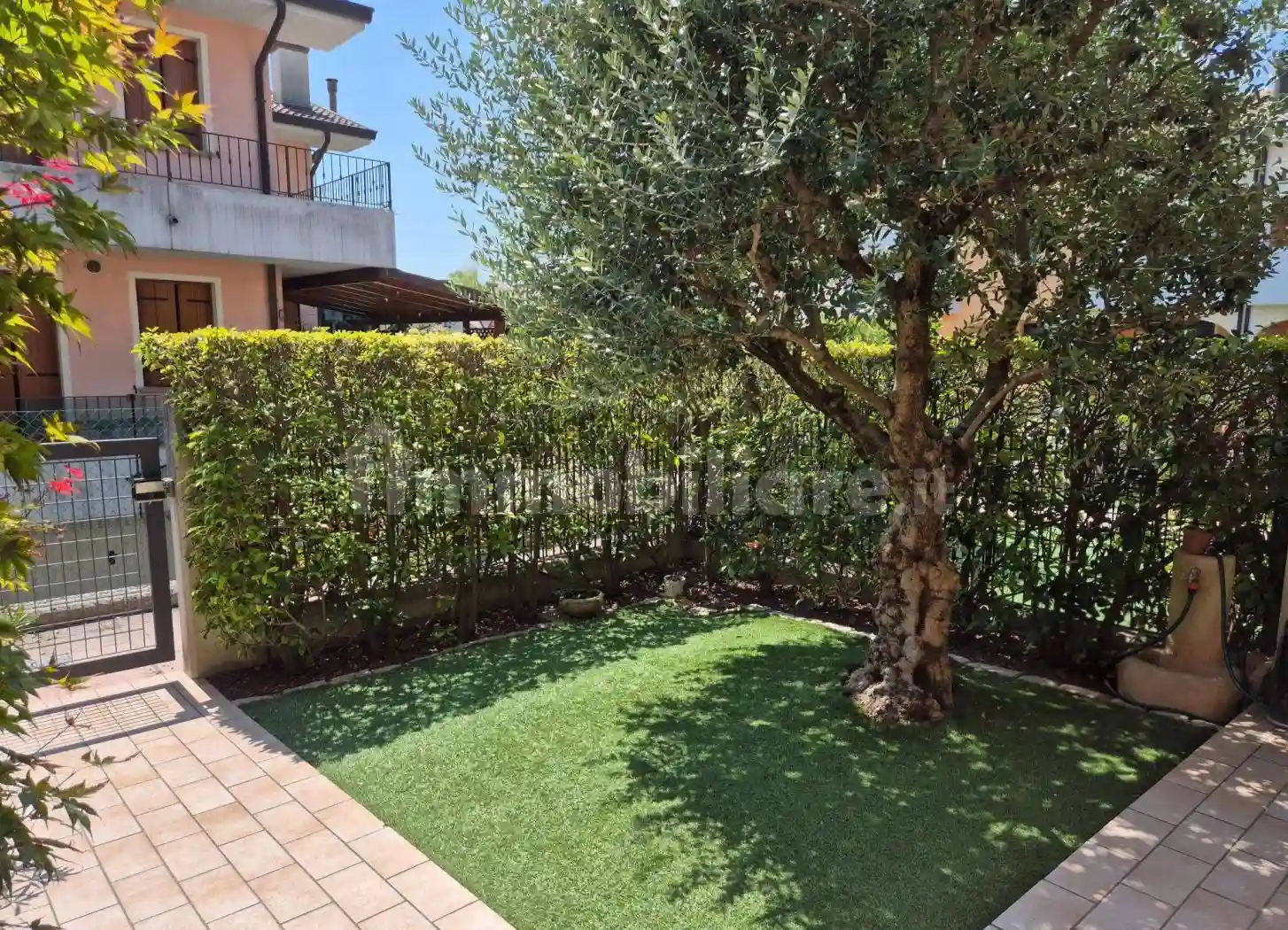 Villetta a schiera - foto 2