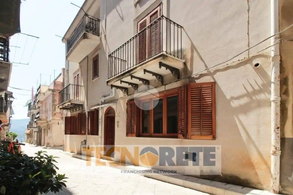 Appartamento in vendita a Monreale