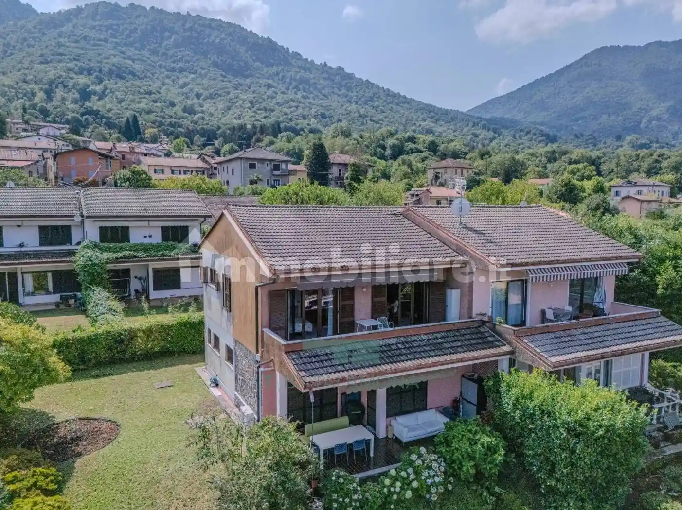 Appartamento in vendita a Porto Valtravaglia