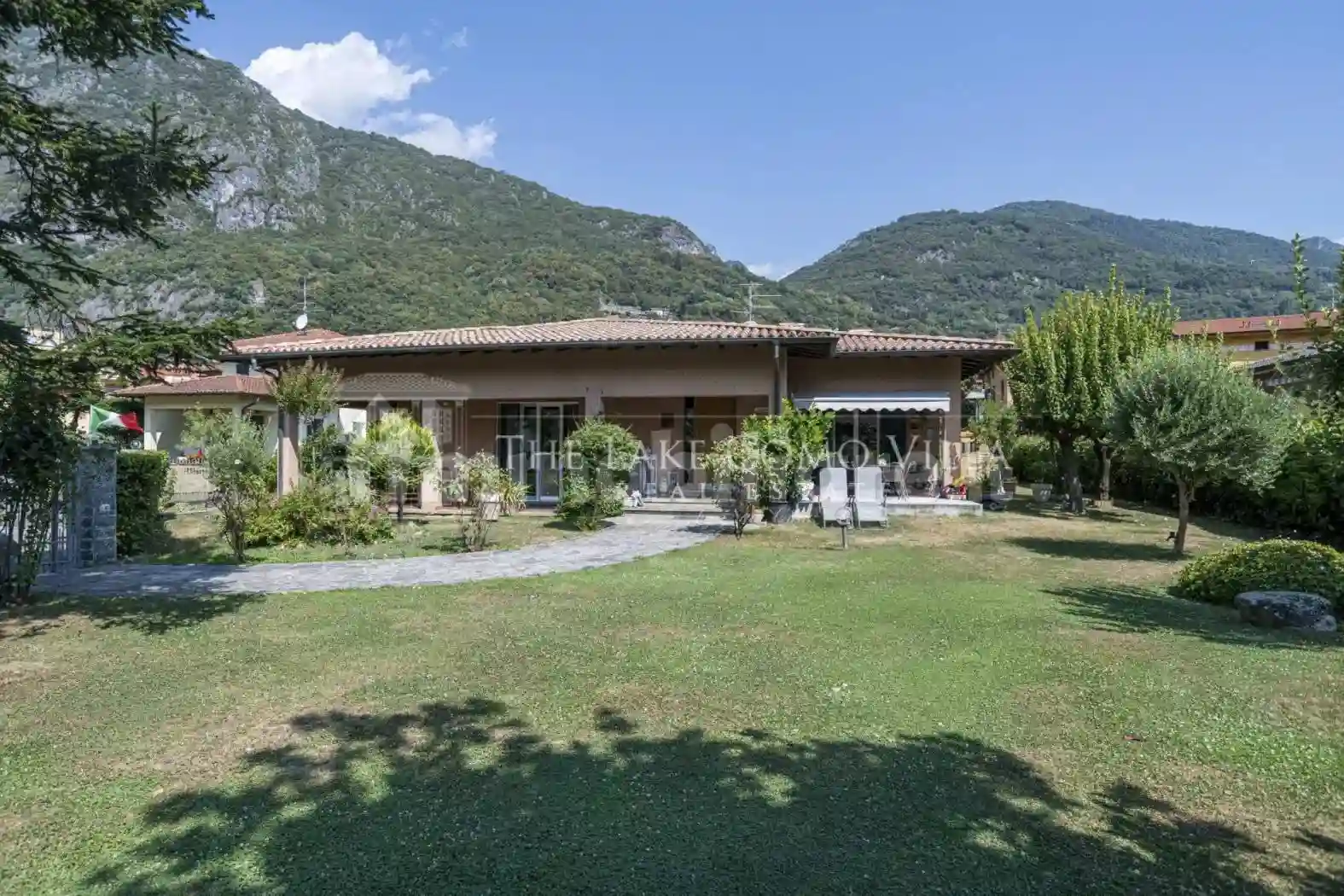 Villa - foto 2