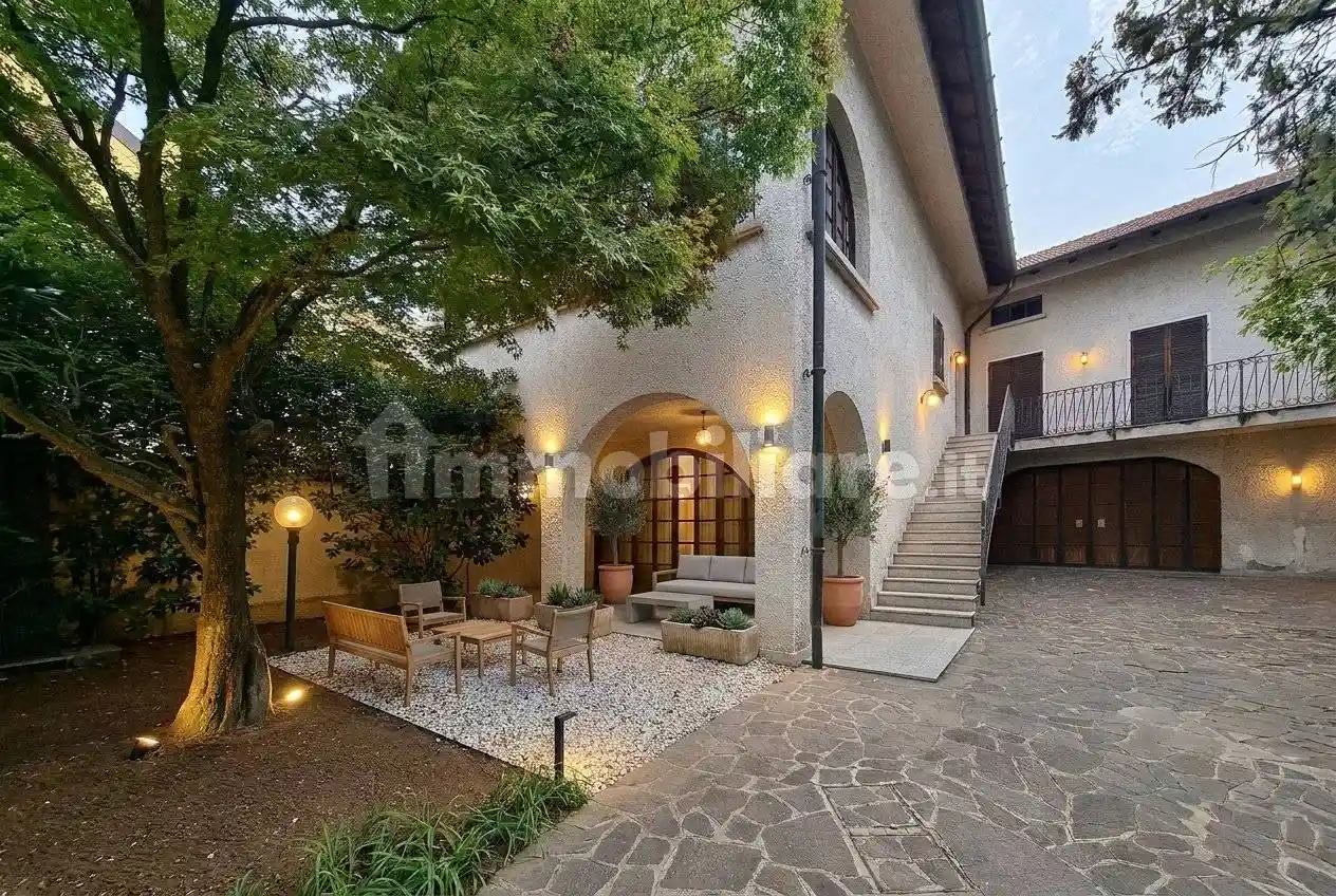 Villa in vendita a Seregno