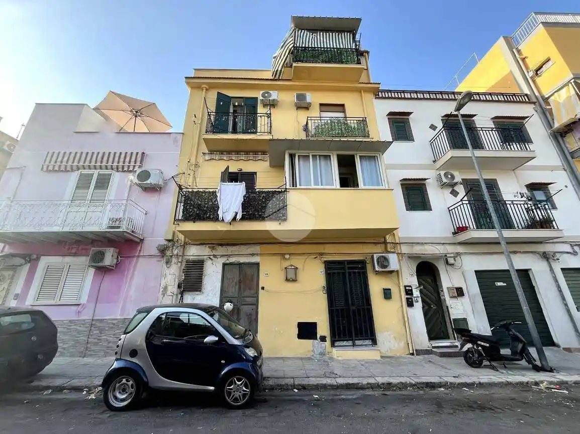 Appartamento in vendita a Palermo