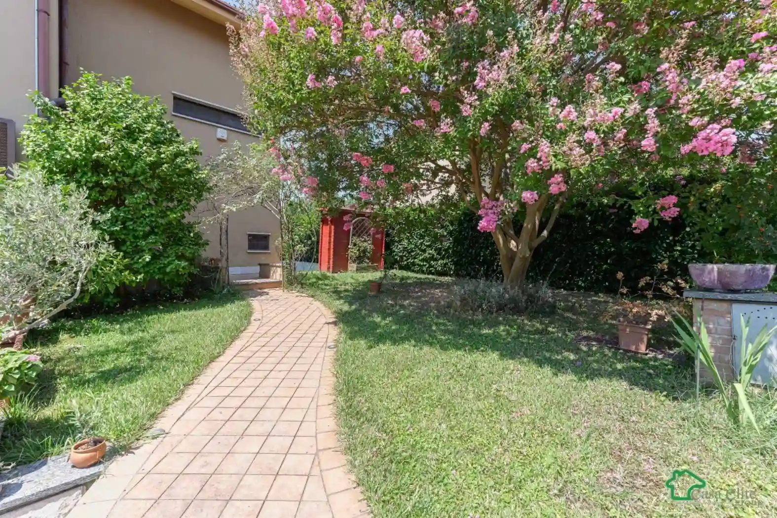 Villa - foto 3
