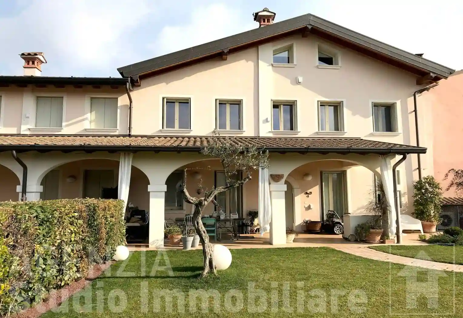 Villa - foto 3