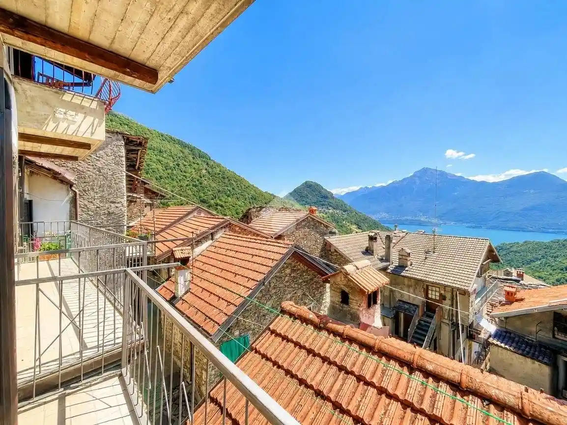 Appartamento in vendita a Dosso del Liro