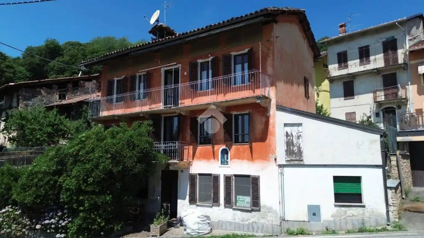 Casa indipendente in vendita a Valdilana