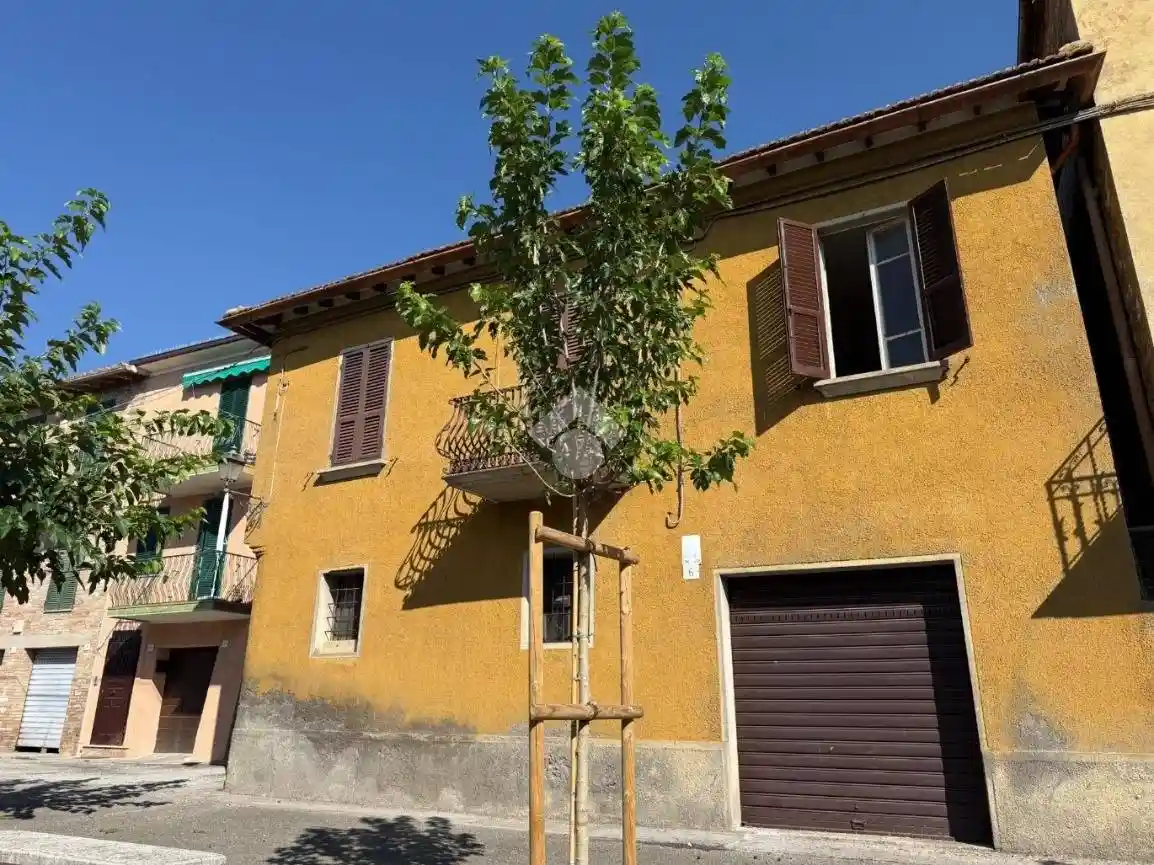 Casa indipendente in vendita a Perugia