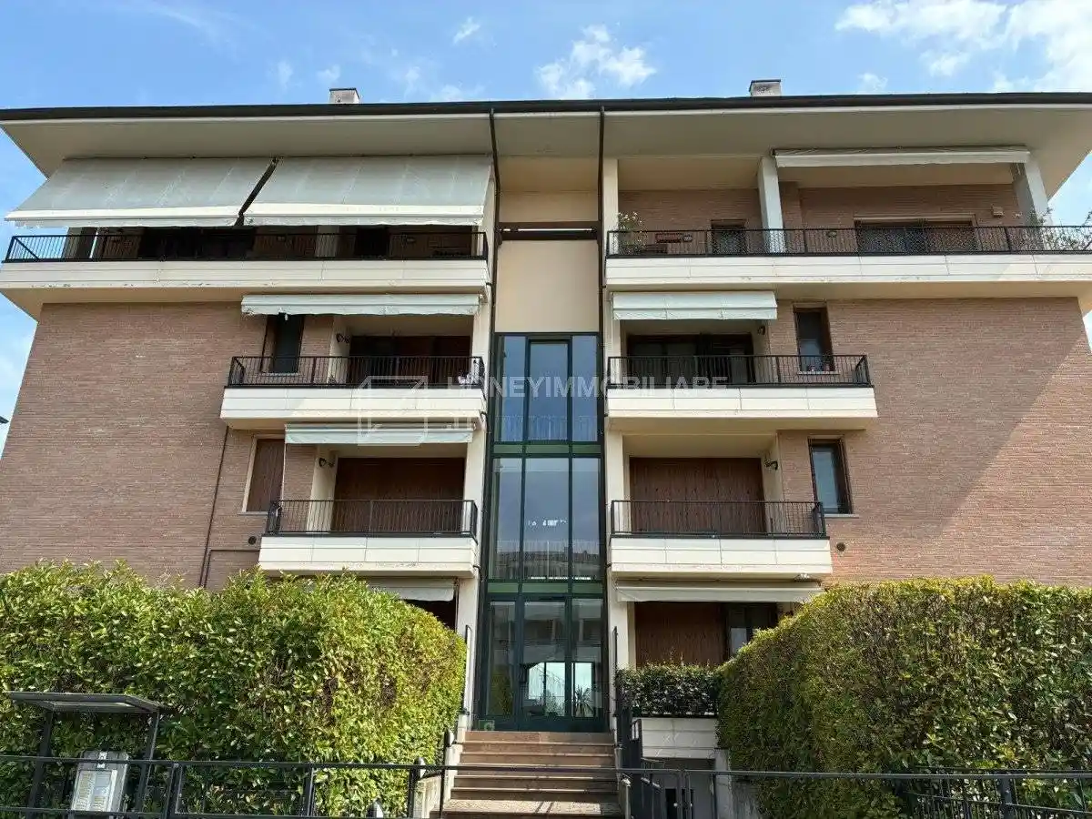 Appartamento in vendita a Parma
