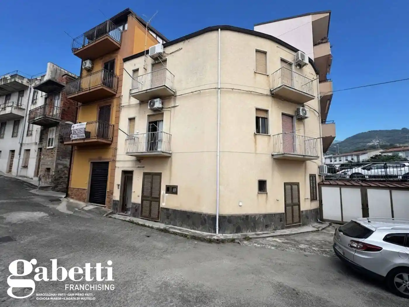 Appartamento in vendita a Sant'Agata di Militello