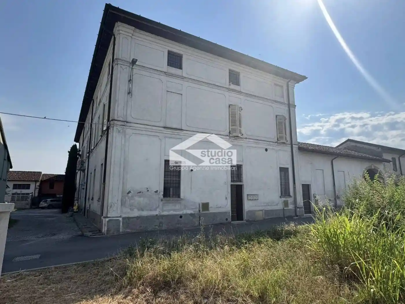 Palazzo - Edificio in vendita a Genivolta