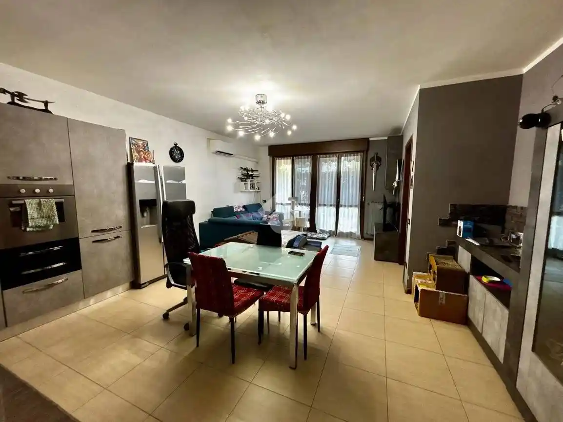 Appartamento in vendita a Osio Sotto