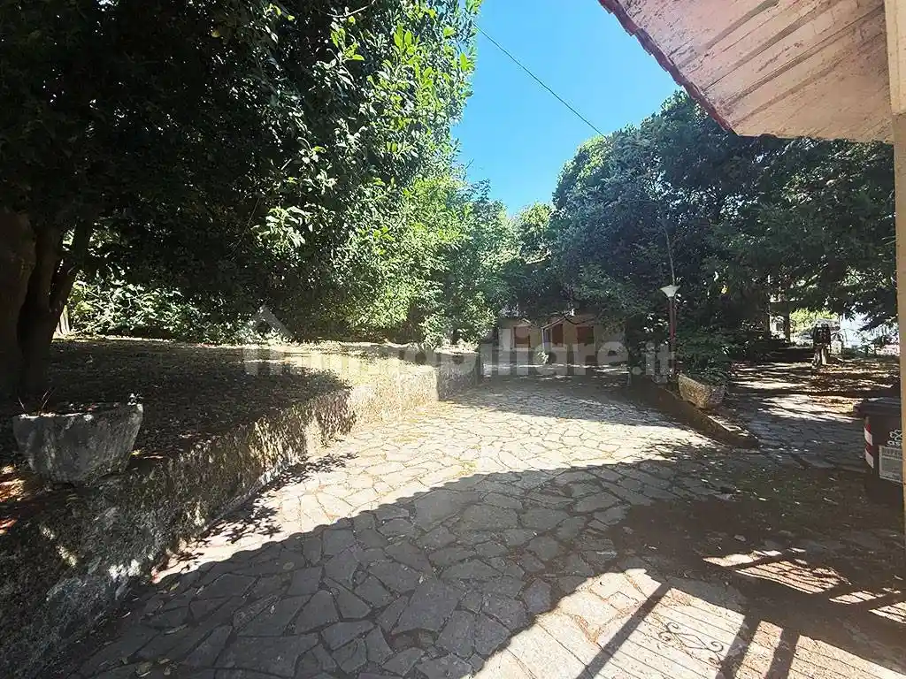 Villa in vendita a Vaiano