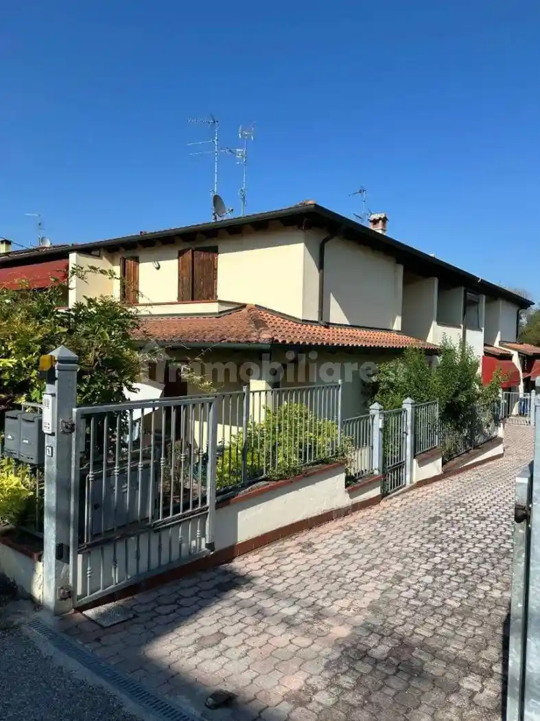 Villa in affitto a Ferrara