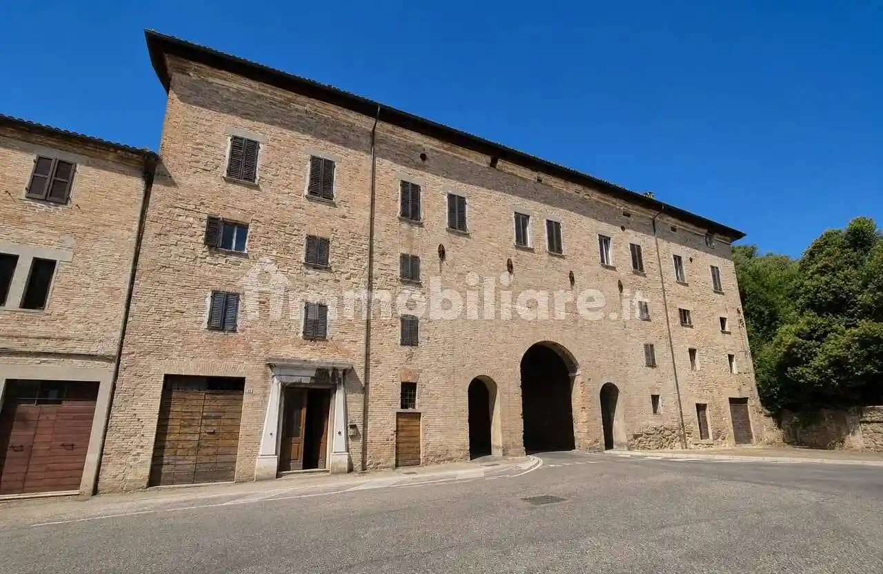 Palazzo - Edificio in vendita a Pesaro
