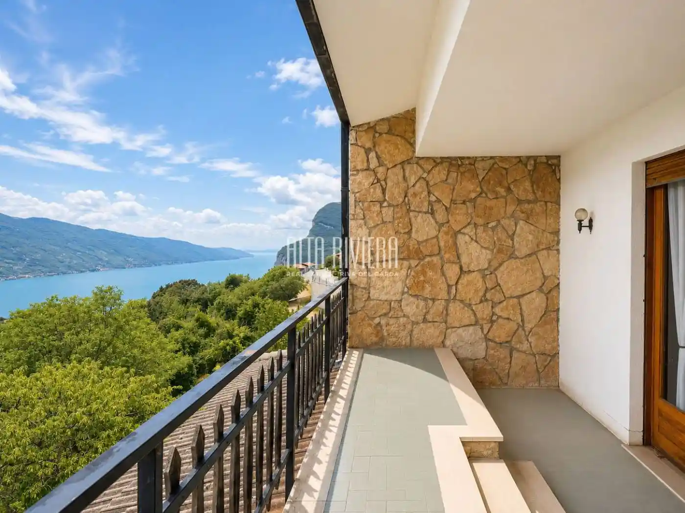 Villa in vendita a Tremosine sul Garda