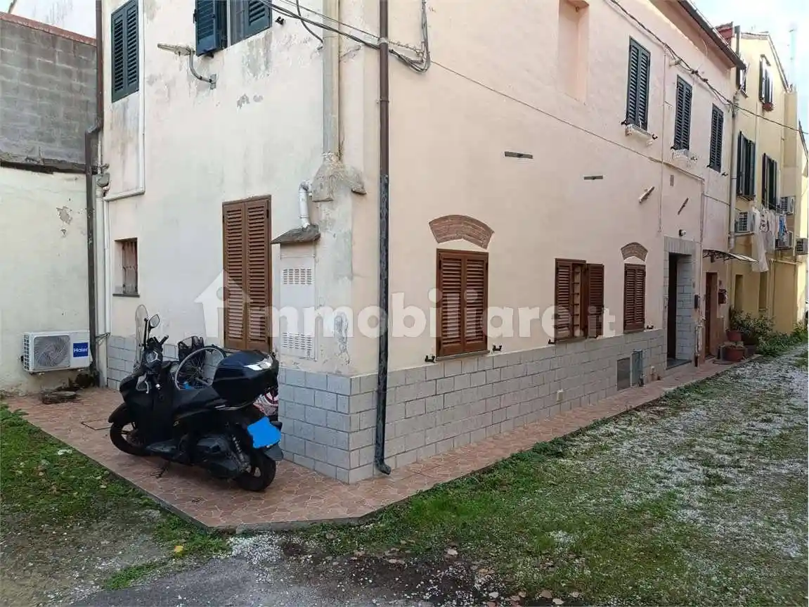 Appartamento in vendita a Cascina