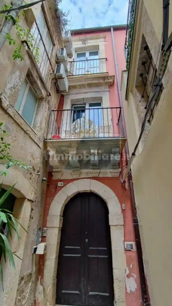 Palazzo - Edificio in vendita a Siracusa