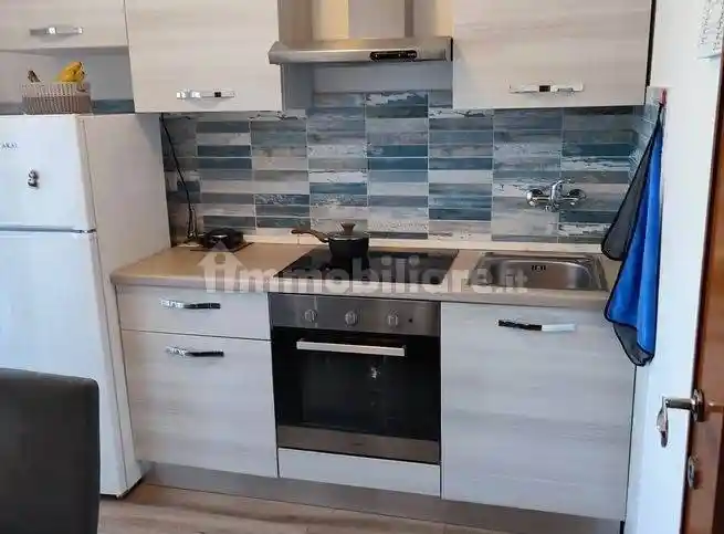Appartamento in vendita a Vezzano Ligure
