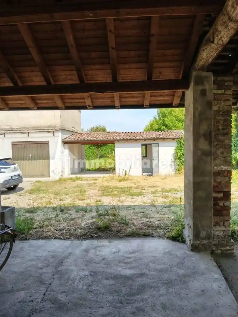 Casa indipendente in vendita a Capergnanica