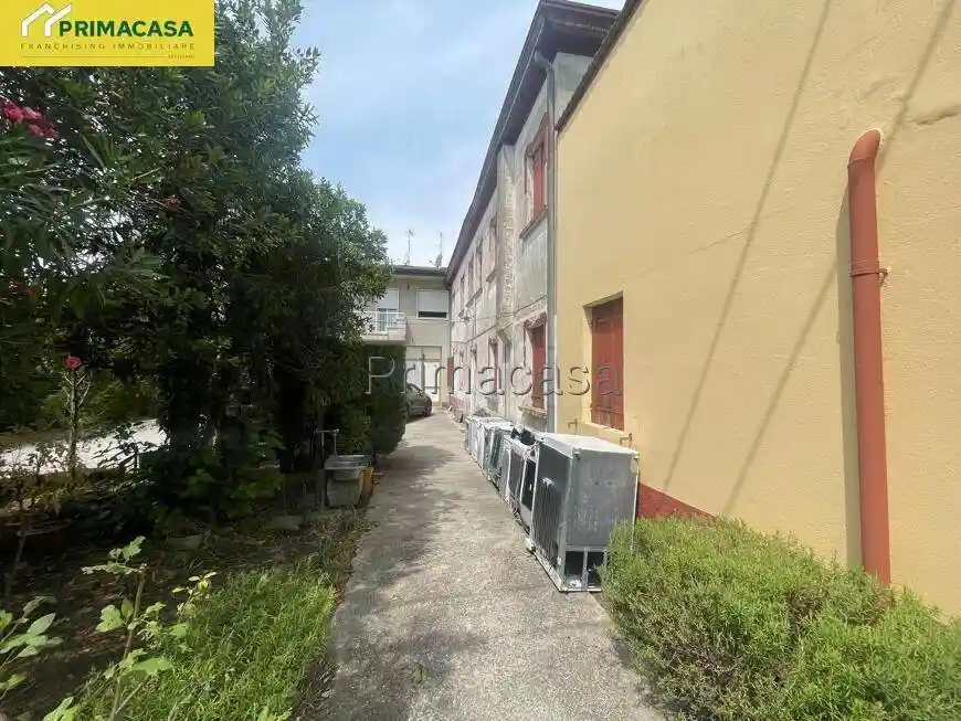 Palazzo - Edificio in vendita a Chioggia