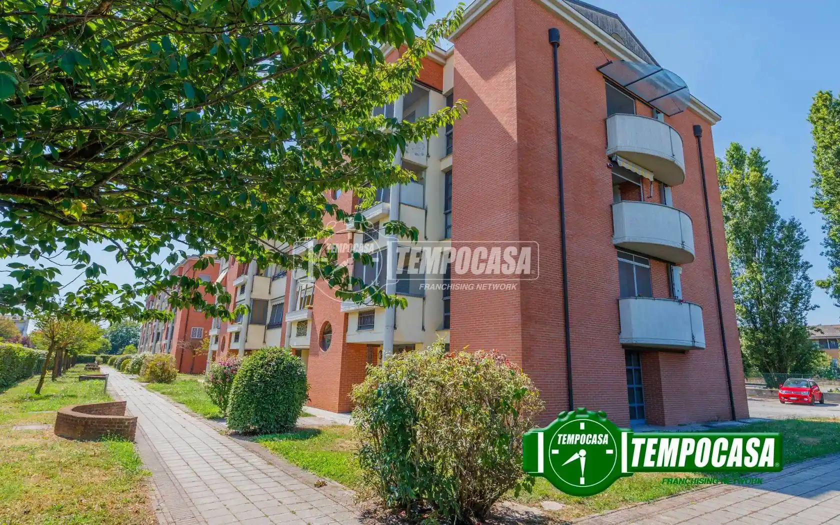 Appartamento in vendita a Locate di Triulzi