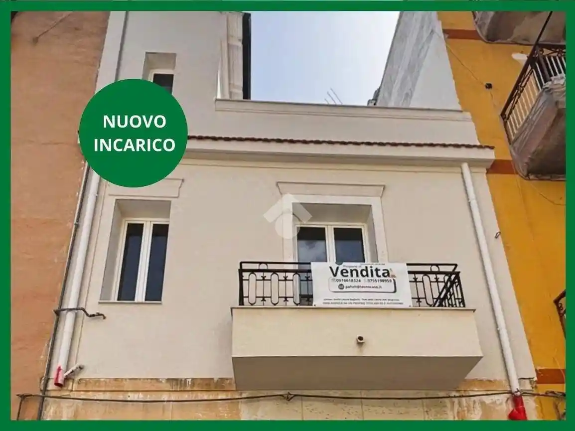 Palazzo - Edificio in vendita a Bagheria