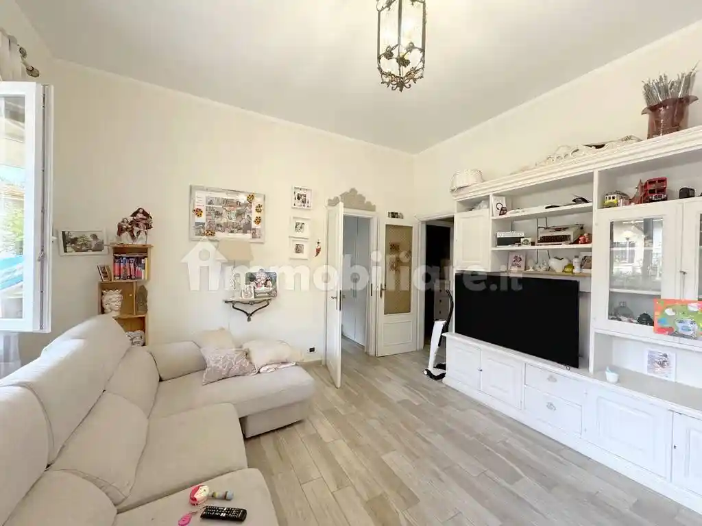 Appartamento in vendita a Viareggio