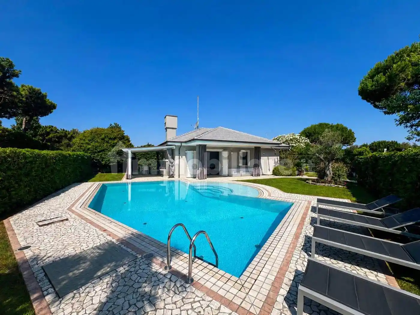 Villa in vendita a Rosolina