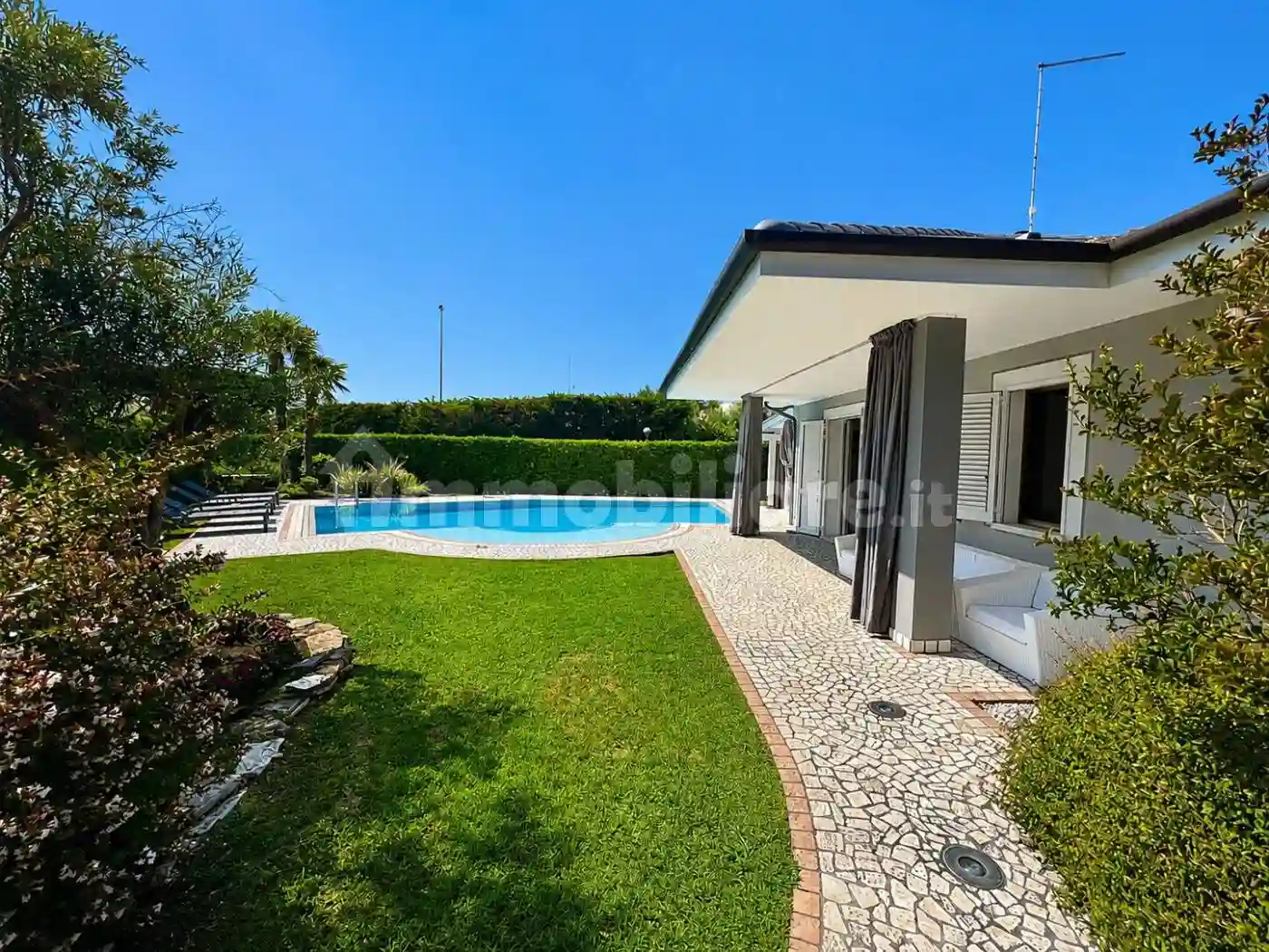 Villa - foto 3