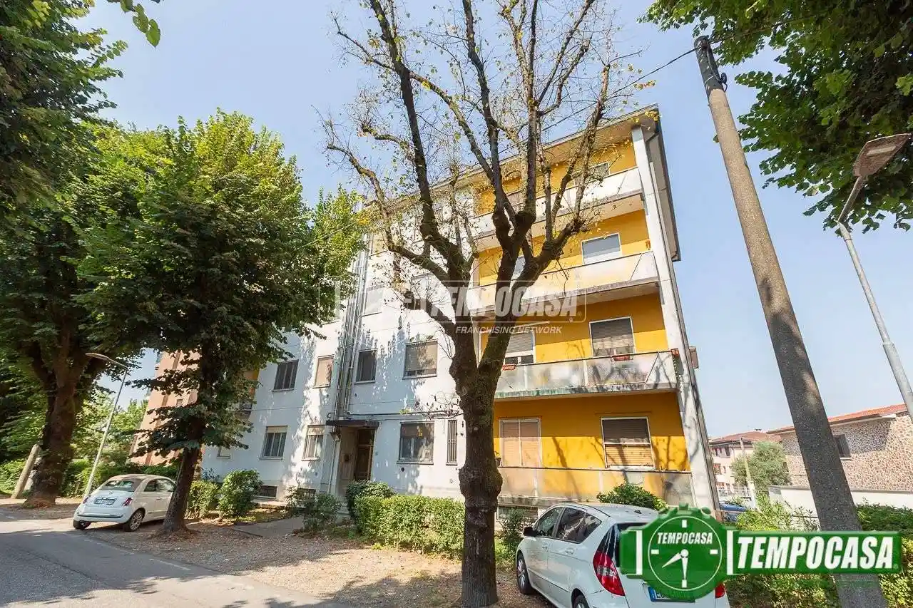 Appartamento in vendita a Rivolta d'Adda
