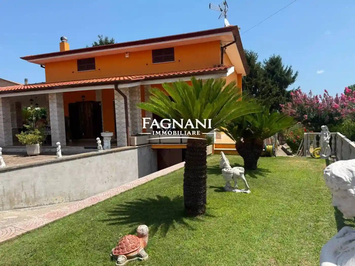 Villa - foto 2