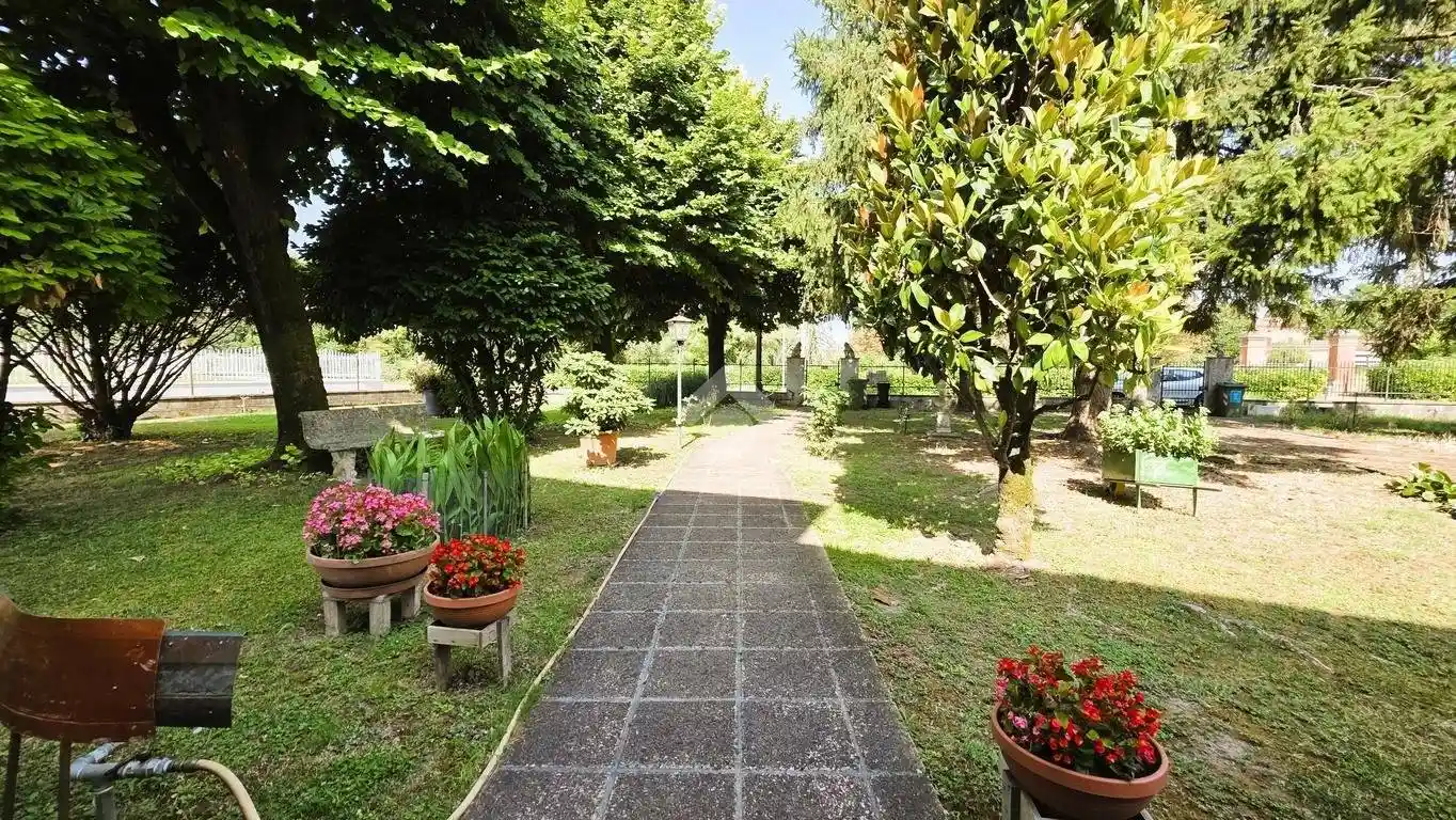 Casa indipendente in vendita a Curtatone