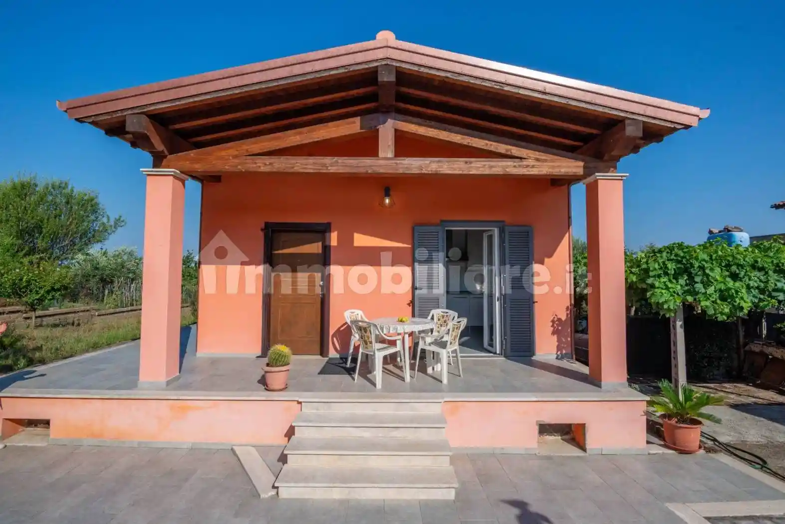 Villa in vendita a Anguillara Sabazia