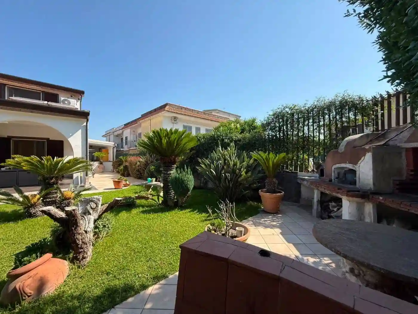 Villa - foto 2