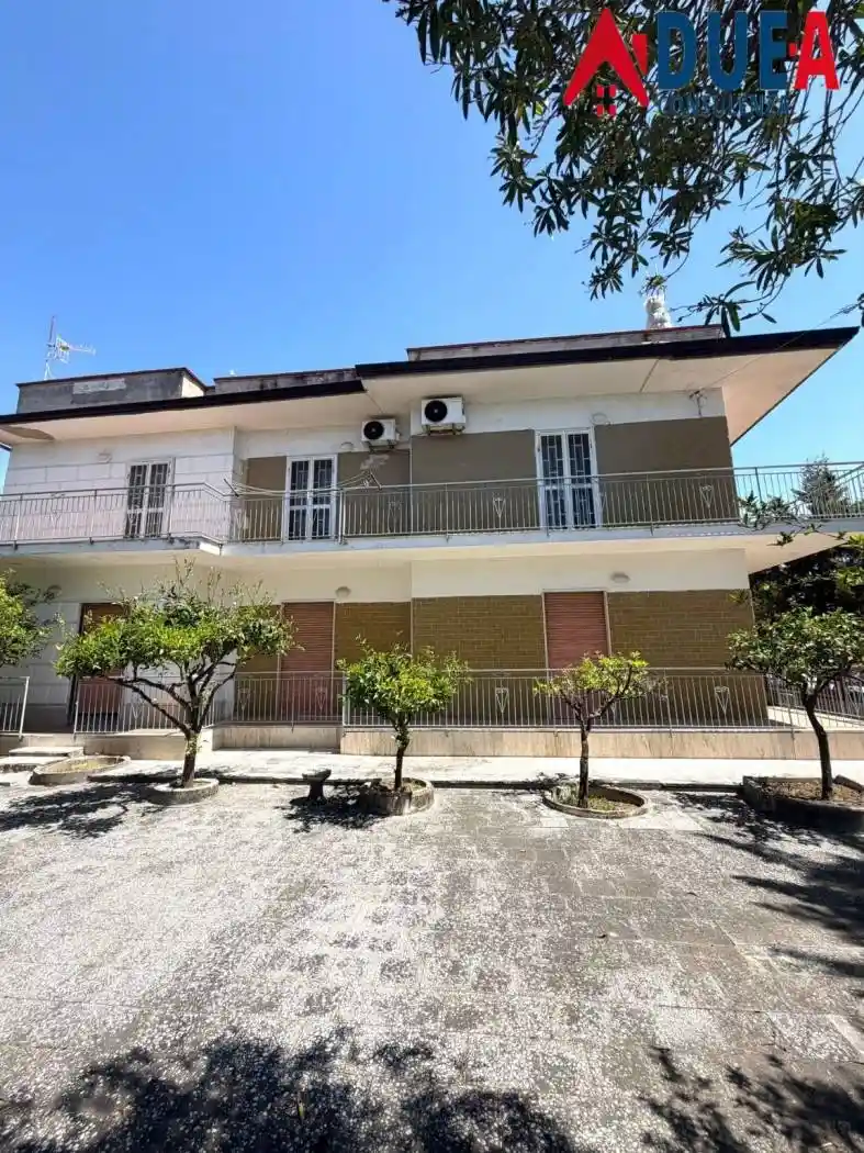 Villa in vendita a Castel Volturno