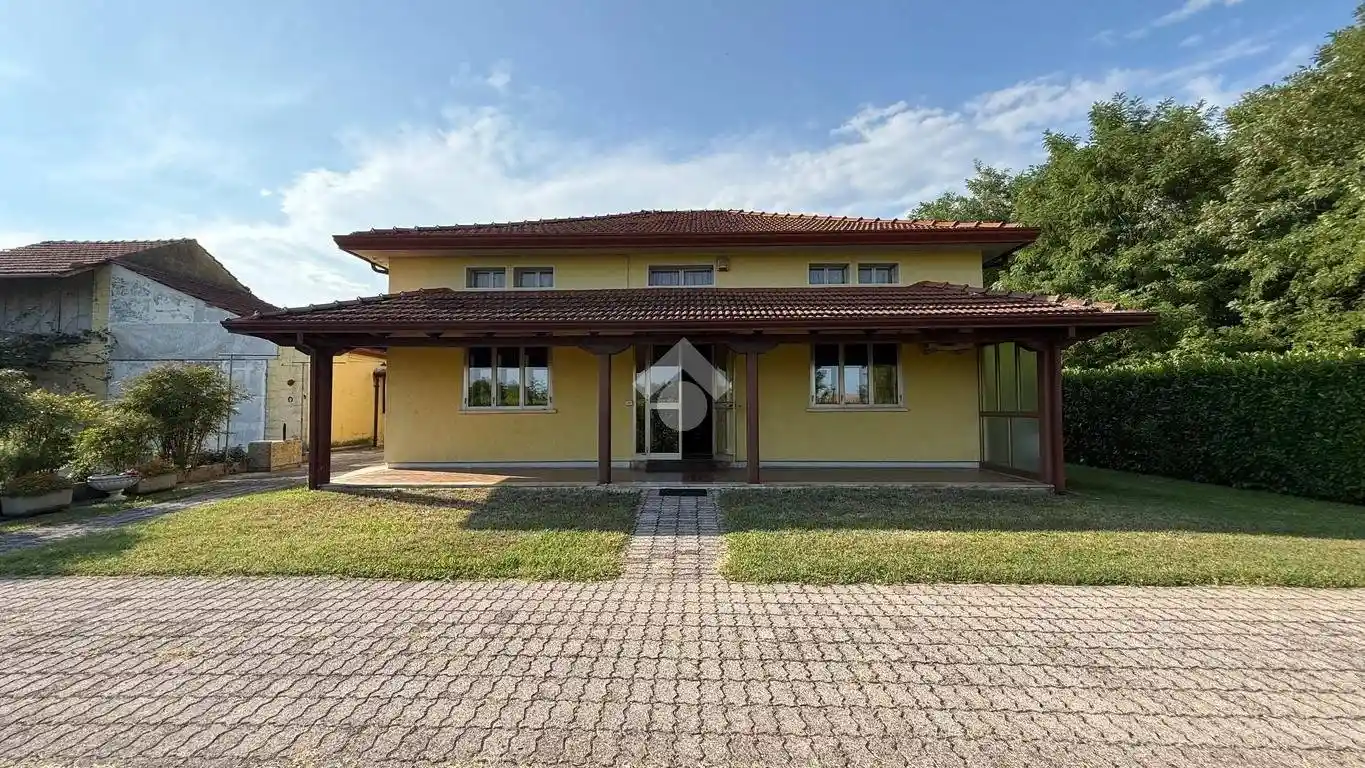 Villa in vendita a Pordenone