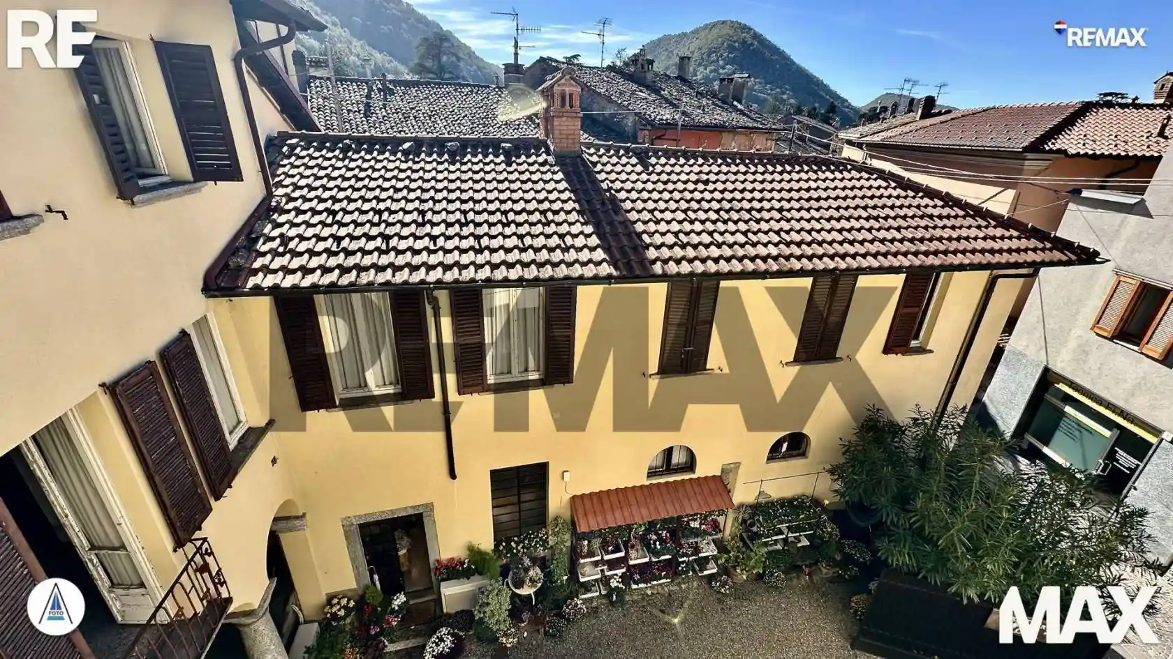 Appartamento in vendita a Canzo