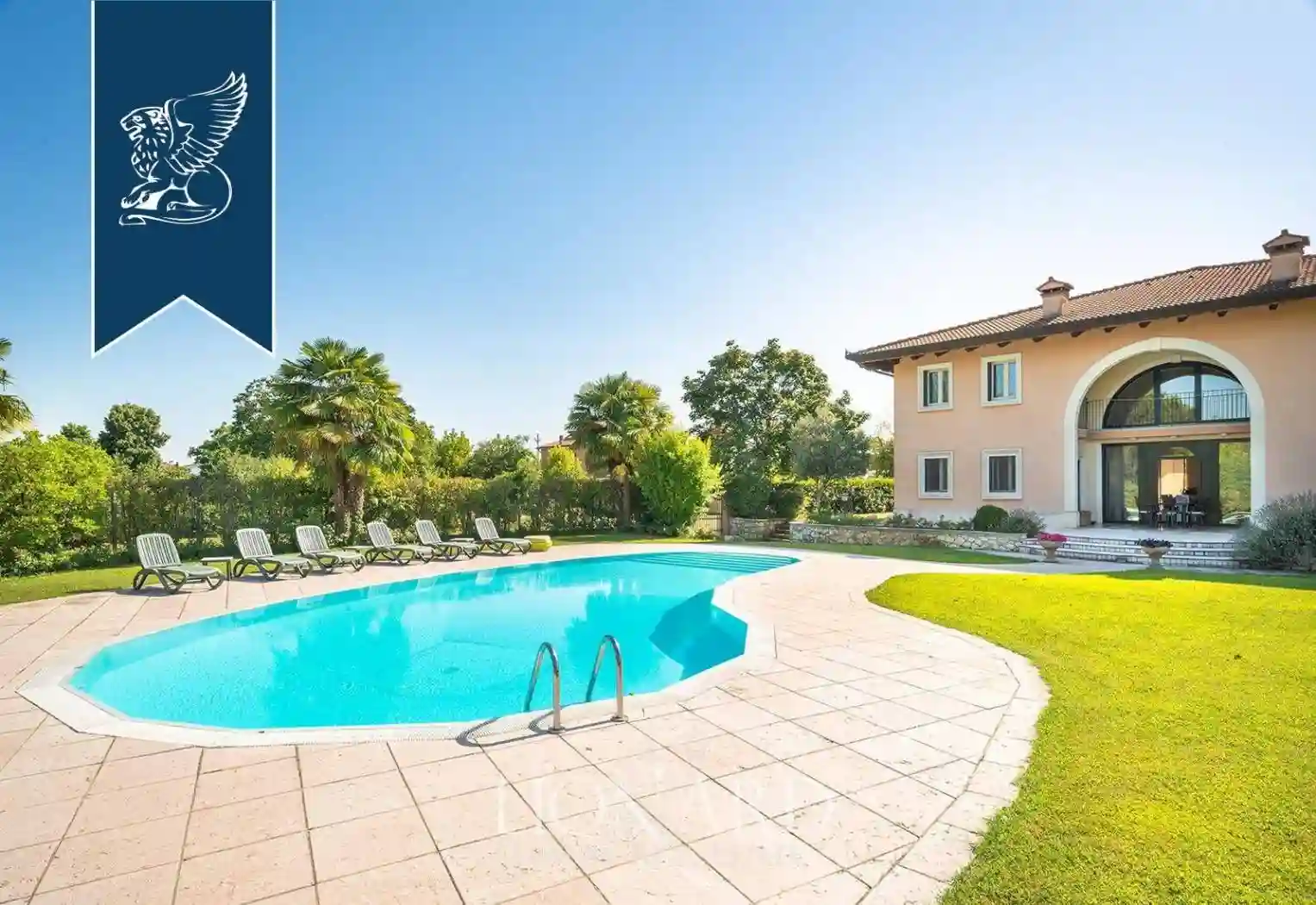 Villa - foto 2
